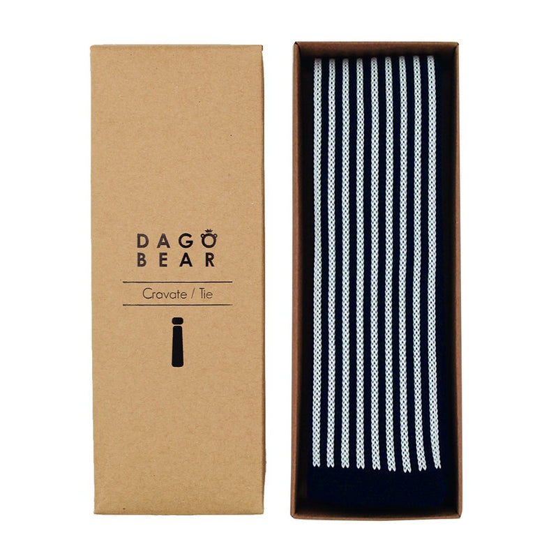 Cravate tricot cabine plage